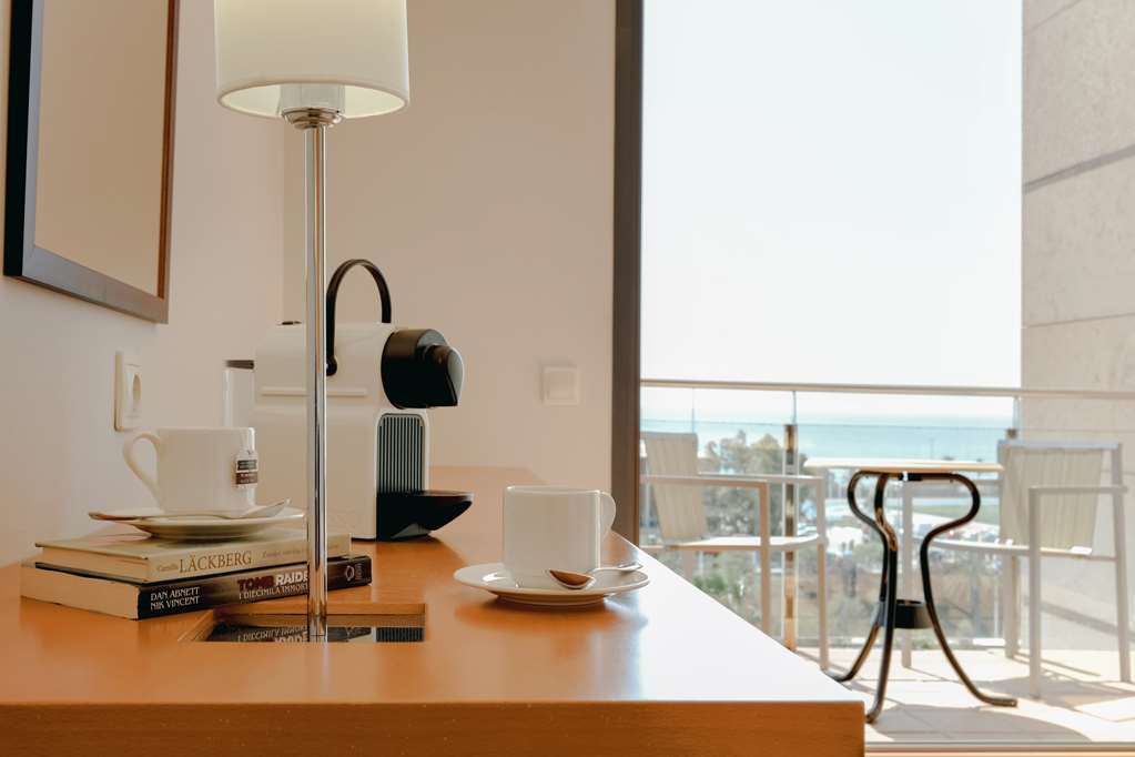 Catalonia Barcelona Beach Room photo